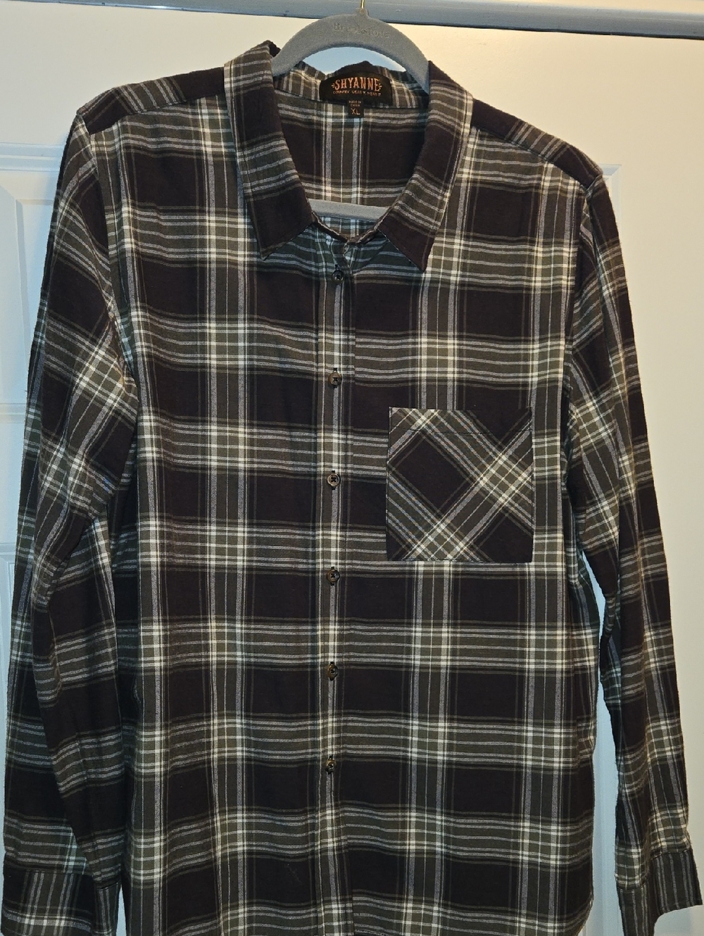 Super Cute ! Shyanne Green and Cream Plaid Button-Down Shirt.